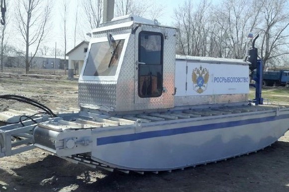 Каспийский филиал ФГБУ «Главрыбвод» продолжает осваивать новые виды техники.